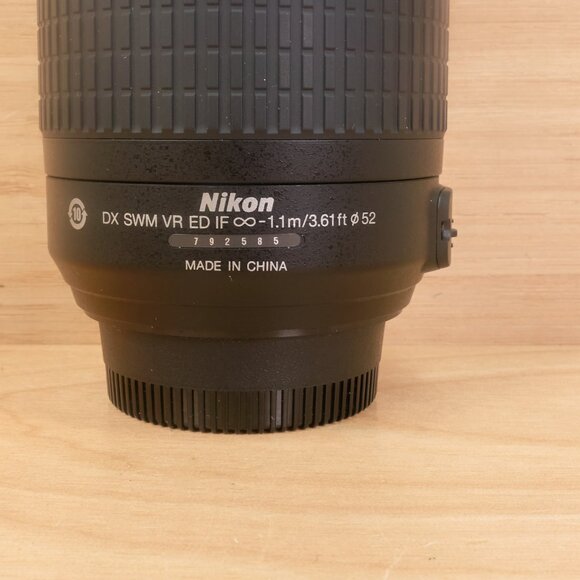 Nikon AF-S 55-200mm VR Zoom Lens / For Nikon DX Cameras - Picture 5 of 6